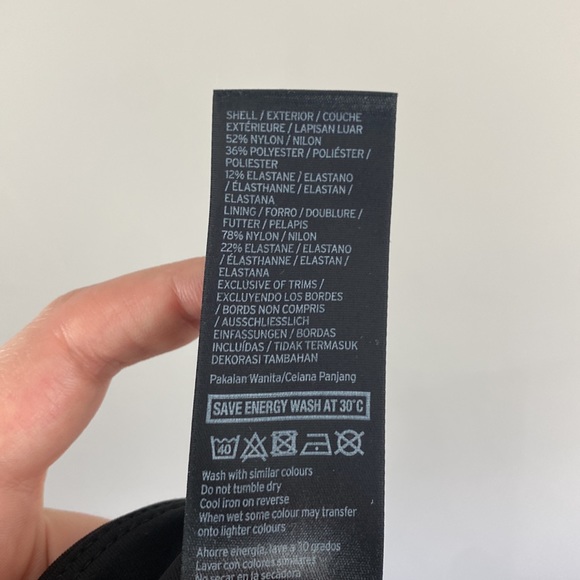 Ivy Park “Y” Black Cropped High Waist  Leggings Size L - Picture 11 of 15